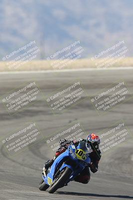 media/Oct-30-2025-Racers Edge (Thu) [[dabbdaf680]]/3-B Group/Session 2 (Bowl Exit)/